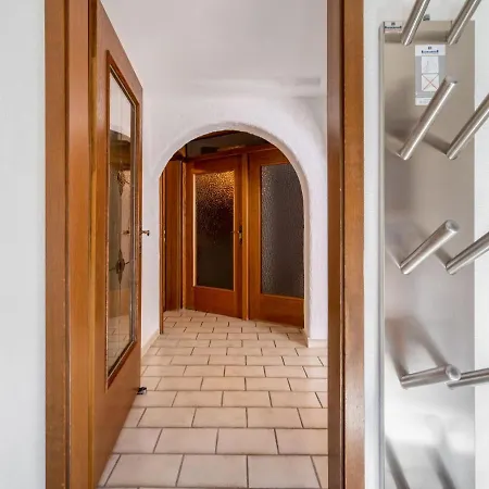 Nadine-8 By Interhome Appartement